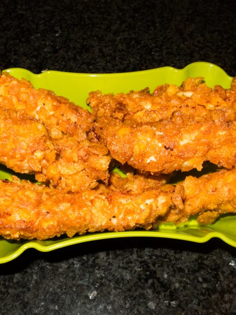 Cornflakes Chicken-Sticks